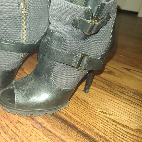 Tory Burch leather and canvas open toe high heel booty size 8 - Picture 7 of 10